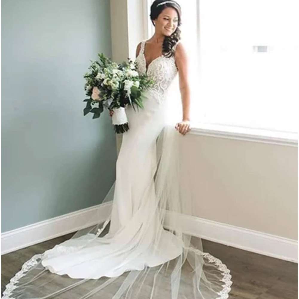 💕New Wedding Veil with Beautiful Embroidery
